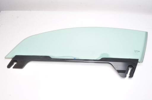 Asto marti db11 лобовое стекло левое , фото