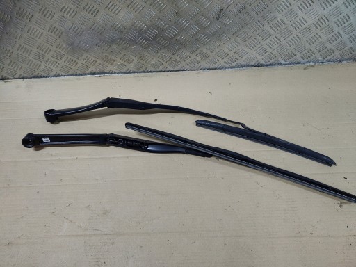 Hyundai genesis g80 2017 рама держатель дворника , фото