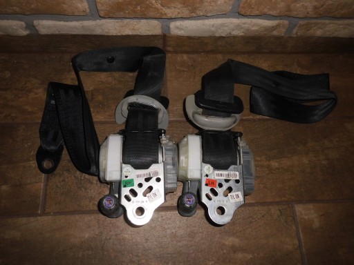 Hyundai i20 2 x ремень безопасности , фото