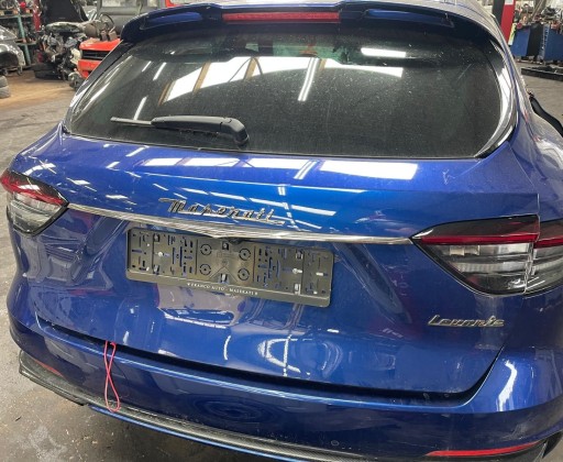 Maserat levante trofeo крышка задняя , фото