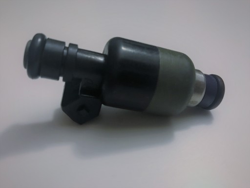 Форсунка топлива 1.5 1.6 daewo nubira 2 oe 17109450 , фото