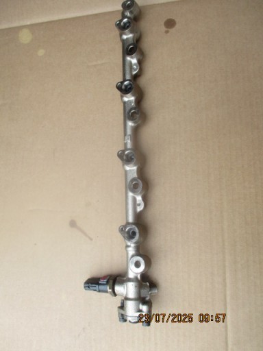 Lexu rx300 rx iv 2.0t 238km паливна рейка , фото