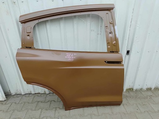 Tesla model x задние двери правое задний oe 4945 , фото