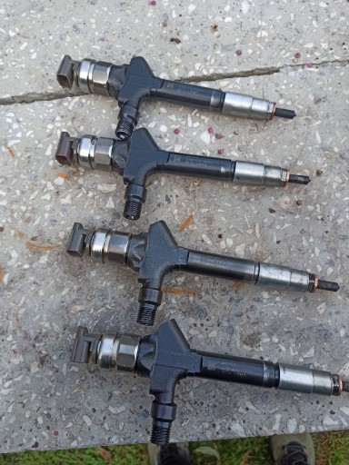 Mazda 2.0 форсунка rf7j , фото