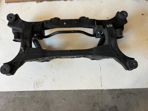 Hyundai santa fe усилитель направляющая подвески 4x4 год 2019 , фото