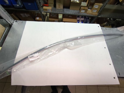 Правая верхний рамка дверь 19-23r 82860n7000 , фото