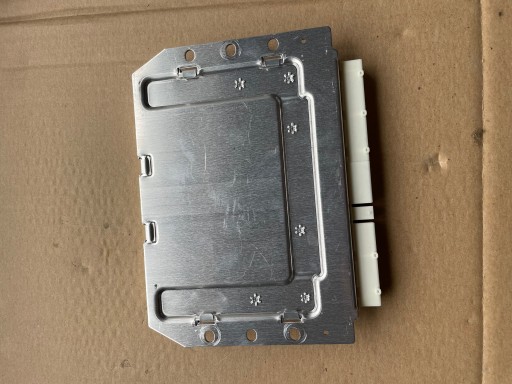 Maserat levante модуль блок управления подвески 670105849 , фото