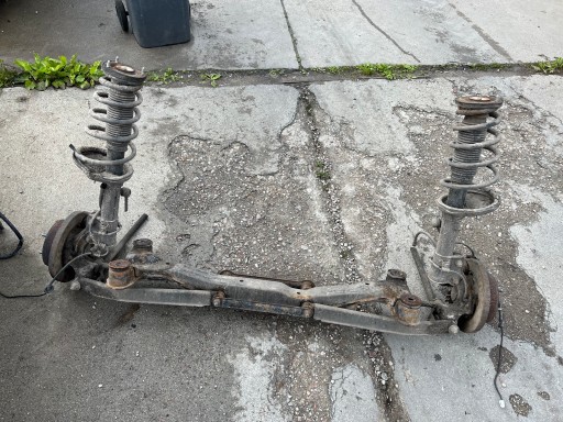 Hyundai tucson i 04- усилитель os подвеска задний комплект , фото