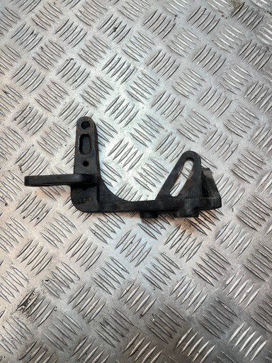 Крепление генератора kia sportage , фото