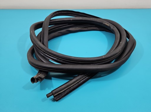 Уплотнитель дверей задний правая hyundai h1 ii , фото