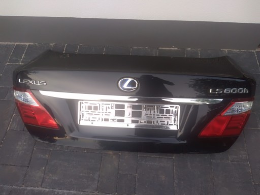 Lexu ls 600h задний крышка фонарь , фото