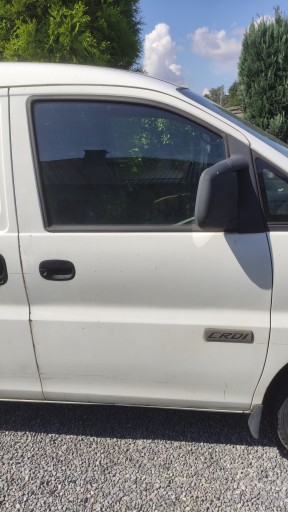 Hyundai h1 h200 starex дверь правое переднее kpl. , фото