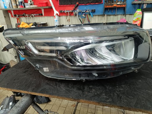 Iveco daily iv рестайлинг - фонарь переднее правая полный лед , фото