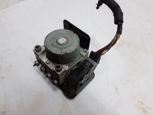 Ford fiesta mk7 рестайлинг 2012-17 насос abs , фото