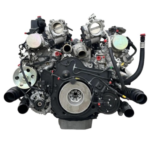 Maserat quattroporte gts 3.8 v8 комплектный двигатель , фото