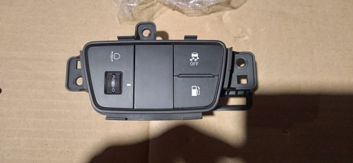 Hyundai tucson iv панель переключатель горловины asr 93750-cz030 , фото