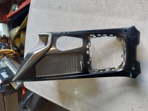 Hyundai i40 молдинг рамка туннель средний 84670-3z000 , фото