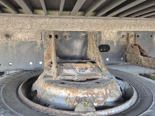 Подвеска крепление запасного колеса man tgl , фото