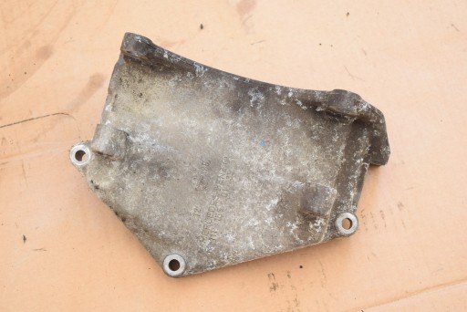 Mercedes w210 кронштейн кріплення генератора 1111550135 , фото