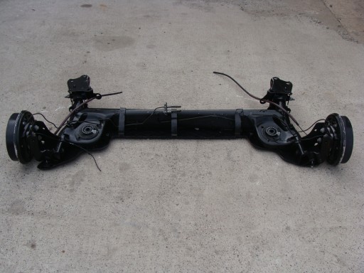 Os усилитель задний dacia duster iii 2wd 2023r ! , фото