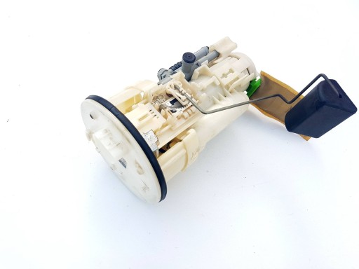 2005 lexu rx 300 паливний насос 7702048041 , фото