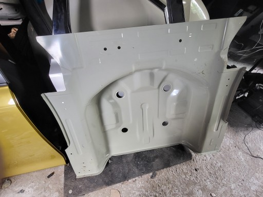 Suzuki sx4 s cross кавроліна багажника ванна нове оригінал , фото