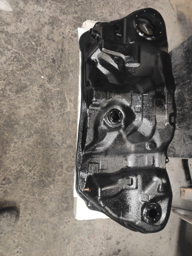 Бак топлива lexu is 250 2005-2013 , фото