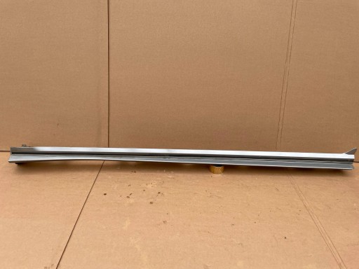 Hyundai ioniq 5 молдинг порогов правая идеальный 87752-gi100 , фото