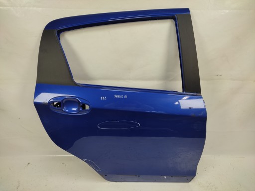 Toyota yaris iii задні двері праве задній 2011-2018 , фото