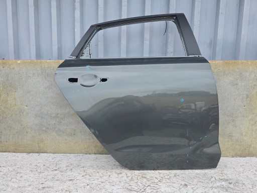 Hyundai i30 iii fastbac задние двери правое задний , фото