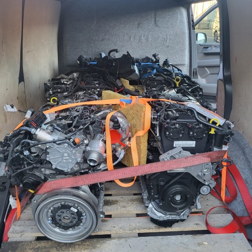 Комплектний двигун 2.0tfsi dnf новий , фото