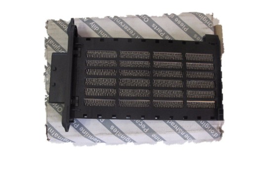 Valeo 812426 обменник тепло отопление внутри , фото