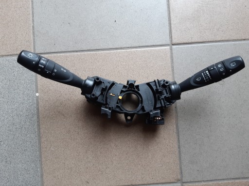 Hyundai i10 iii 2019-22 комбинированный переключатель , фото