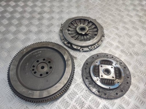 Комплектное сцепление диск супорт trajet 2.0 crdi , фото