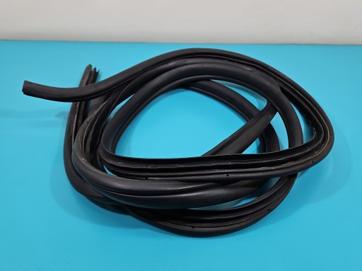 Уплотнитель дверей задний левое hyundai h1 ii , фото