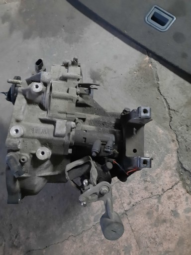 Skoda oe 002301107t , фото