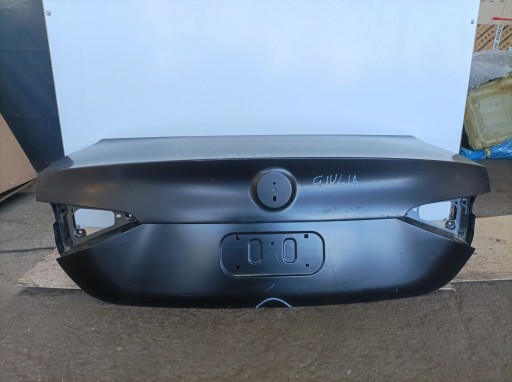 Alfa rome giulia задняя крышка новая оригинал , фото
