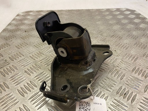 Lexu nx 2020 опора / крепление мотора j4 , фото