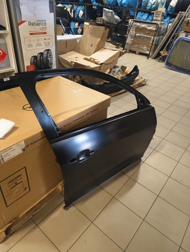 Дверь правое переднее chevrolet malibu , фото