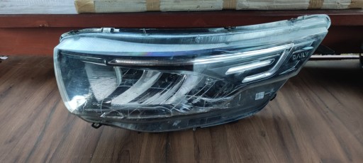 Фонарь переднее iveco , фото