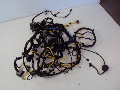 Проводка внутри hyundai tucson ii 15- , фото