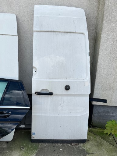 Двері задній праве vw crafter ii man tge 18-24 , фото