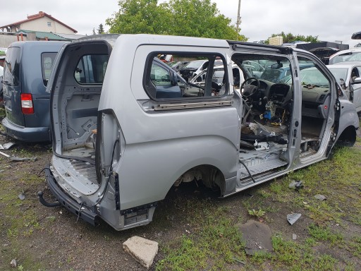 Hyundai h1 ii крыло заднее правого заднего 07- , фото