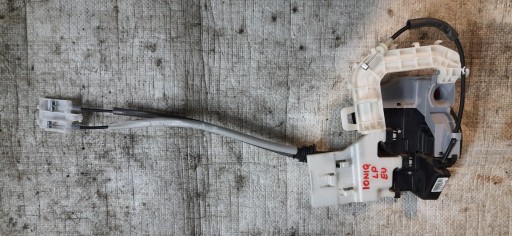 Hyundai oe 81310-g2010 замок дверь левой передних , фото