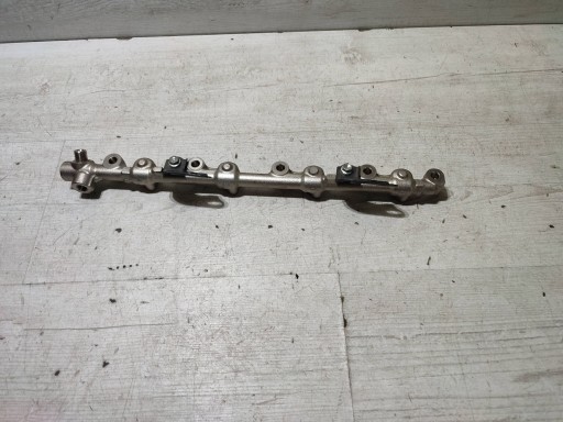 Lexu rc 2019 топливная рейка , фото