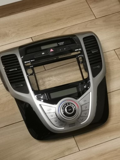 Панель рамка середняя консоли 847401k560 hyundai , фото