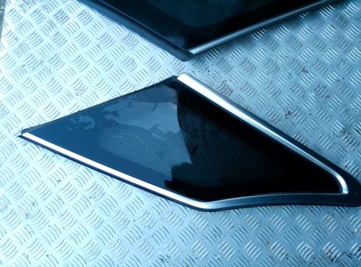 Hyundai i40 sw заднее окно кузовное правая w крыло задний , фото