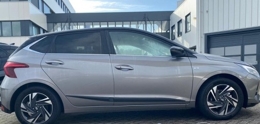 Молдинги двери боковая na дверь hyundai i20 2020- , фото