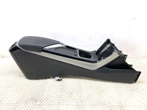 Подлокотник hyundai i40 hatchback , фото