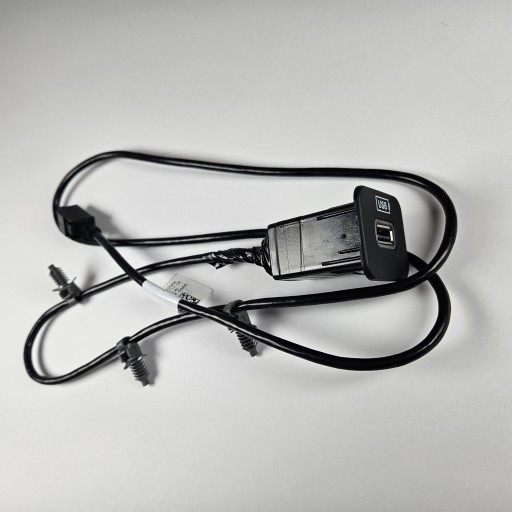 Port usb do радіо harman jeep cheroke 2014-2018 , фото